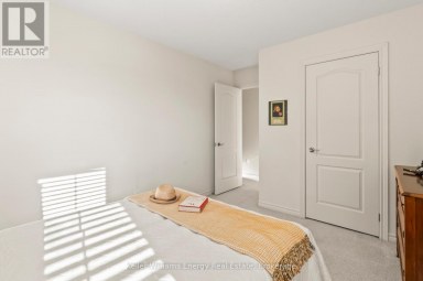 2258 PINDAR CRESCENT Oshawa (Kedron) Ontario photo 23