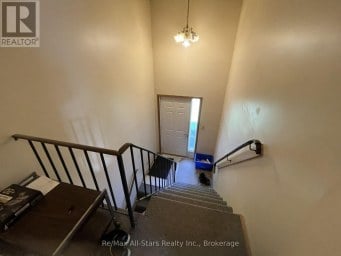 82 KING STREET Kawartha Lakes (Woodville) Ontario photo 14
