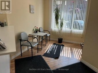 82 KING STREET Kawartha Lakes (Woodville) Ontario photo 4