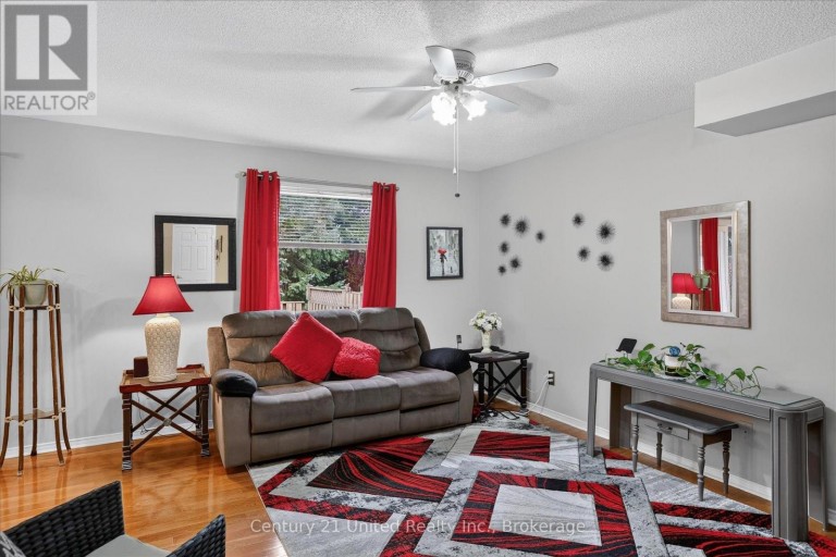 1392 LILLICO CRESCENT, Peterborough (Monaghan Ward 2), Ontario, K9K2L1