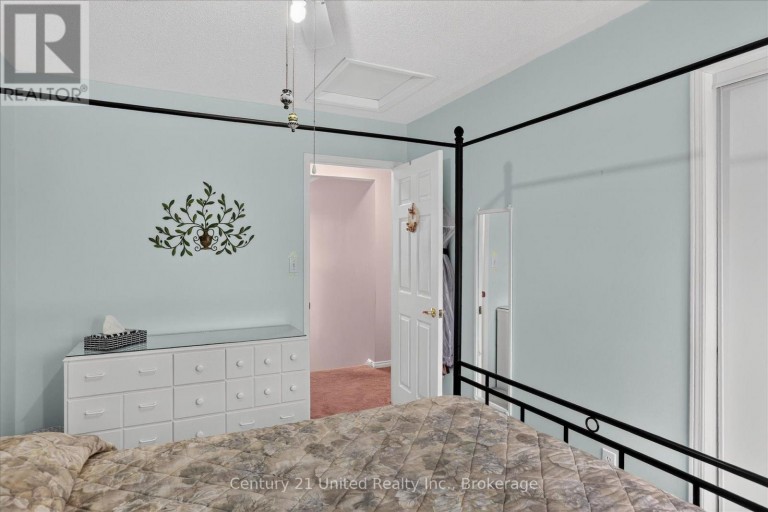 1392 LILLICO CRESCENT, Peterborough (Monaghan Ward 2), Ontario, K9K2L1