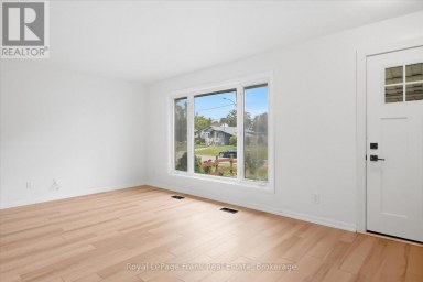 19 DALEVIEW AVENUE Peterborough (Monaghan Ward 2) Ontario photo 3