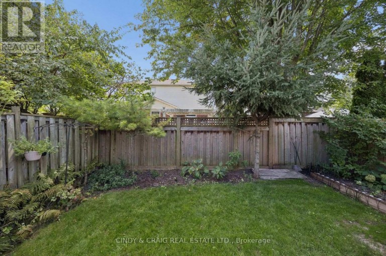 25 MALLORY STREET, Clarington (Courtice), Ontario, L1E2B4