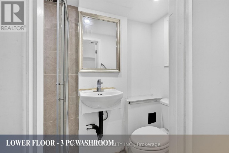 MAIN - 51 SLOLEY ROAD, Toronto (Cliffcrest), Ontario, M1M1C7