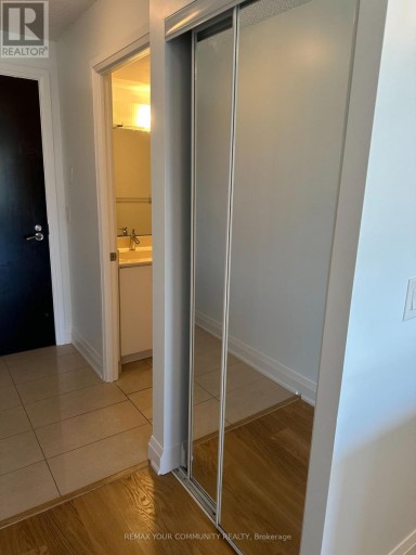 406 - 30 NORTH PARK ROAD, Vaughan (Beverley Glen), Ontario, L4J0G8