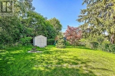 MAIN - 43 BOOTHBAY CRESCENT Newmarket (Central Newmarket) Ontario photo 3