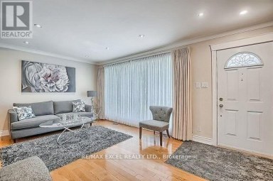MAIN - 43 BOOTHBAY CRESCENT Newmarket (Central Newmarket) Ontario photo 9