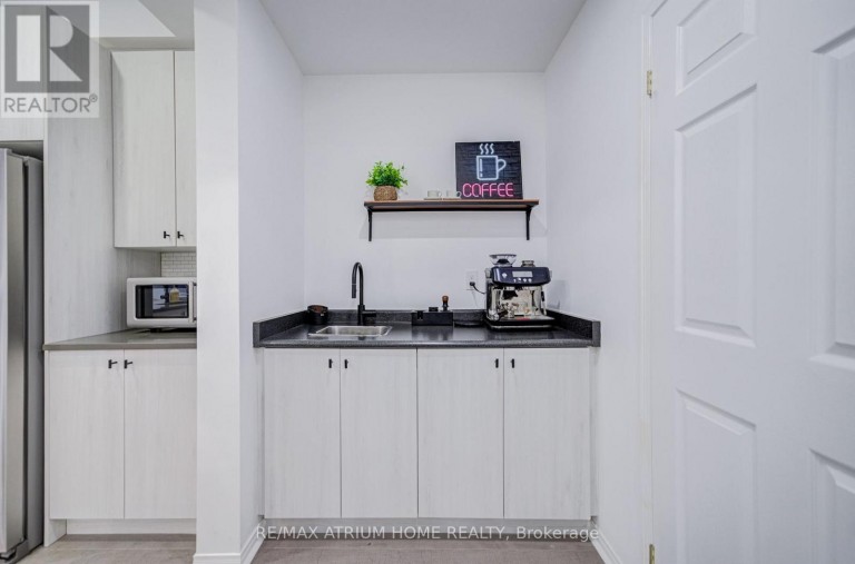 129 HARTNEY DRIVE, Richmond Hill, Ontario, L4S0L1