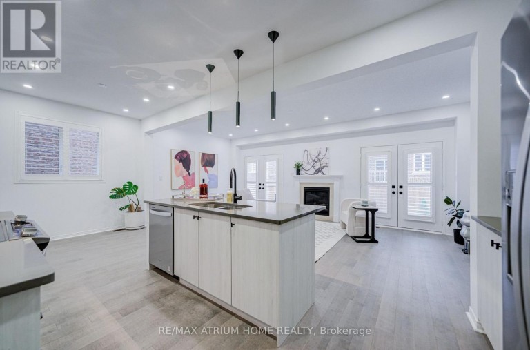 129 HARTNEY DRIVE, Richmond Hill, Ontario, L4S0L1