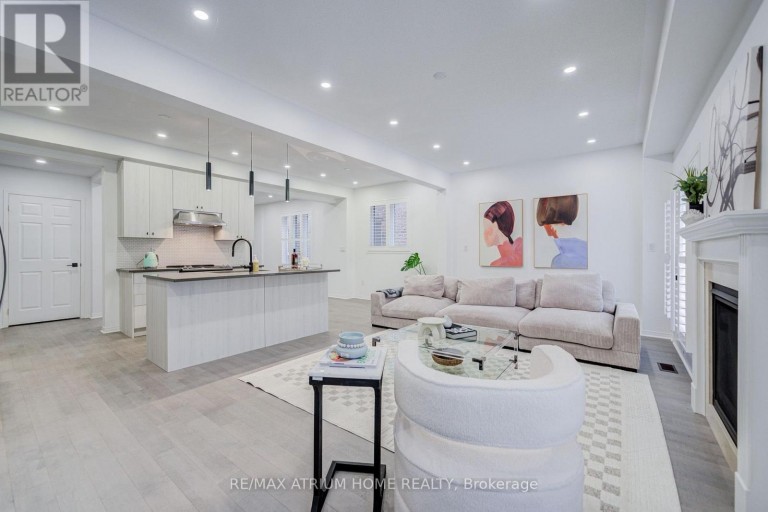 129 HARTNEY DRIVE, Richmond Hill, Ontario, L4S0L1