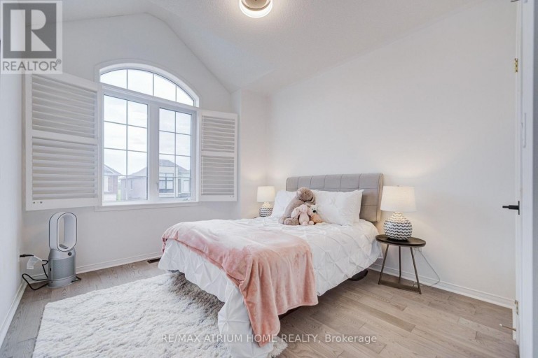 129 HARTNEY DRIVE, Richmond Hill, Ontario, L4S0L1