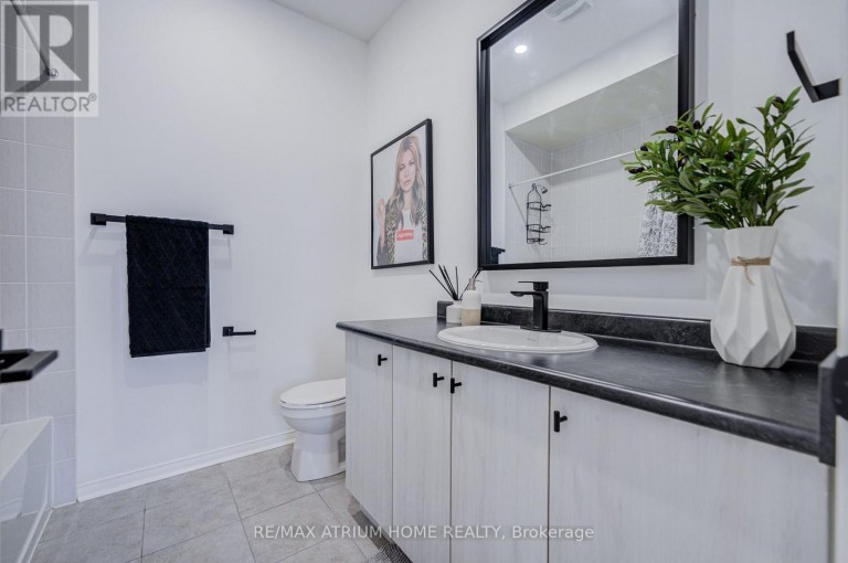 129 HARTNEY DRIVE, Richmond Hill, Ontario, L4S0L1