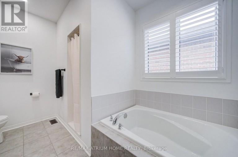 129 HARTNEY DRIVE, Richmond Hill, Ontario, L4S0L1