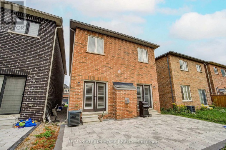 129 HARTNEY DRIVE, Richmond Hill, Ontario, L4S0L1
