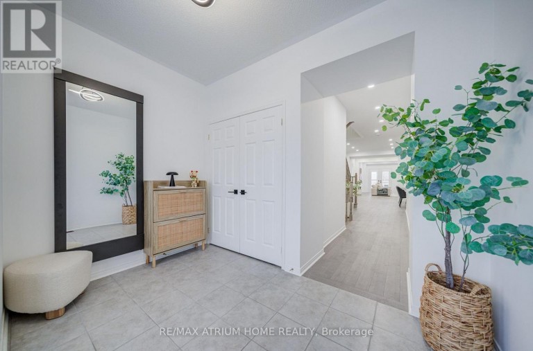 129 HARTNEY DRIVE, Richmond Hill, Ontario, L4S0L1