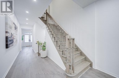 129 HARTNEY DRIVE Richmond Hill Ontario photo 8