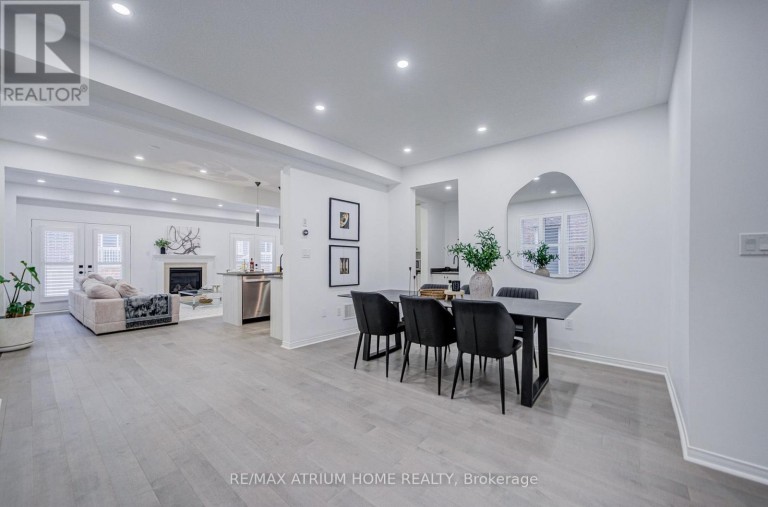 129 HARTNEY DRIVE, Richmond Hill, Ontario, L4S0L1