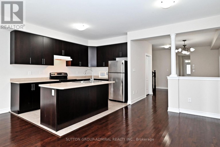 110 SOUTHDOWN AVENUE, Vaughan (Patterson), Ontario, L6A4N3