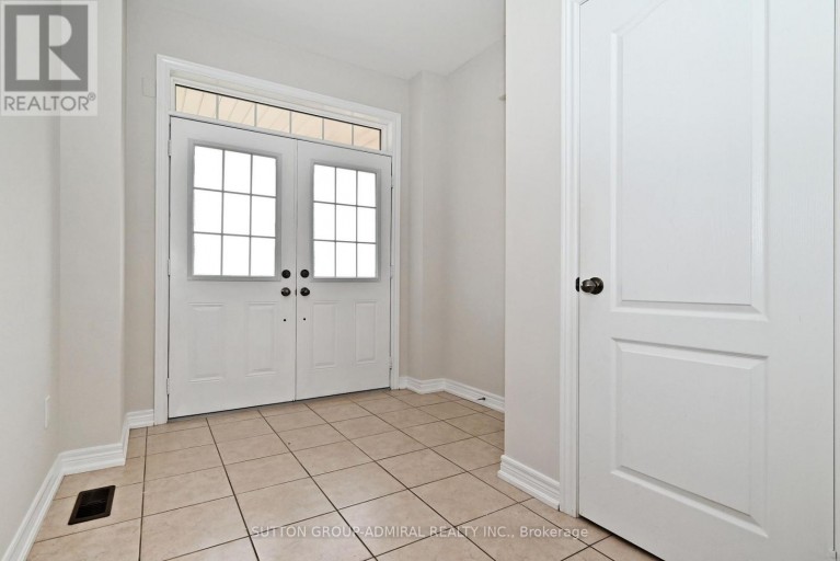 110 SOUTHDOWN AVENUE, Vaughan (Patterson), Ontario, L6A4N3