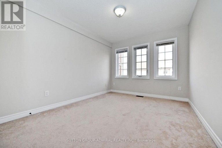 110 SOUTHDOWN AVENUE, Vaughan (Patterson), Ontario, L6A4N3