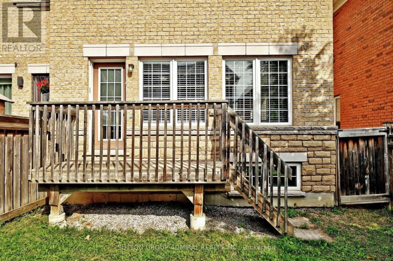 110 SOUTHDOWN AVENUE, Vaughan (Patterson), Ontario, L6A4N3