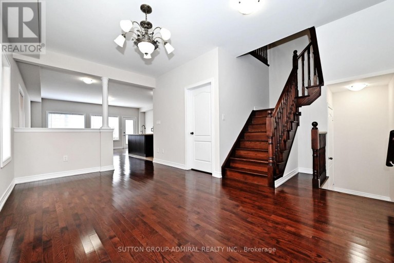 110 SOUTHDOWN AVENUE, Vaughan (Patterson), Ontario, L6A4N3