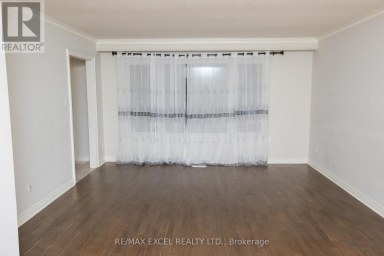MAIN FLOOR - 387 CROSBY AVENUE Richmond Hill (Crosby) Ontario photo 5