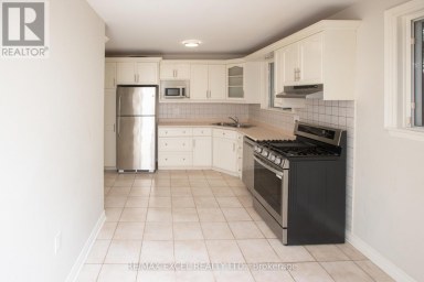 MAIN FLOOR - 387 CROSBY AVENUE Richmond Hill (Crosby) Ontario photo 6