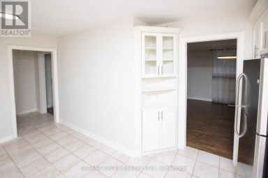 MAIN FLOOR - 387 CROSBY AVENUE Richmond Hill (Crosby) Ontario photo 8