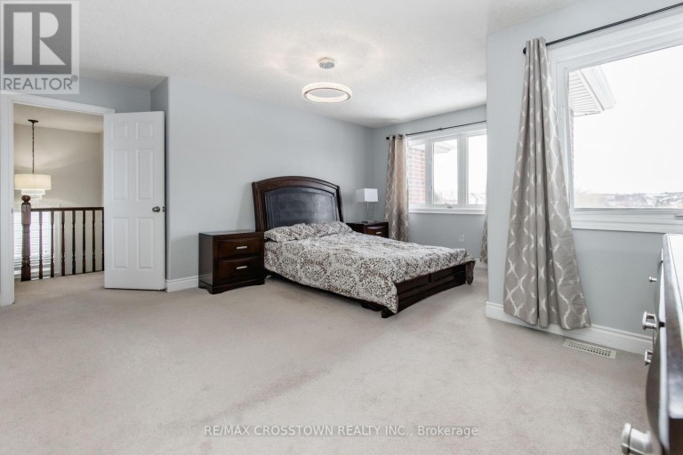996 BOOTH AVENUE, Innisfil (Alcona), Ontario, L9S0A4
