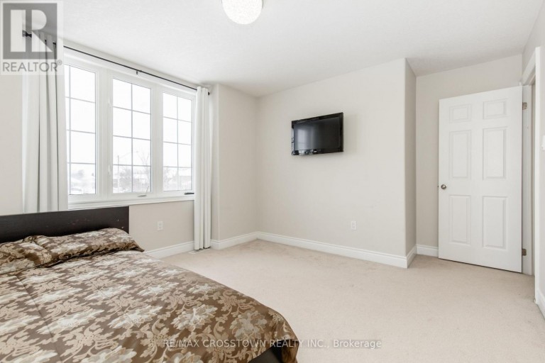 996 BOOTH AVENUE, Innisfil (Alcona), Ontario, L9S0A4