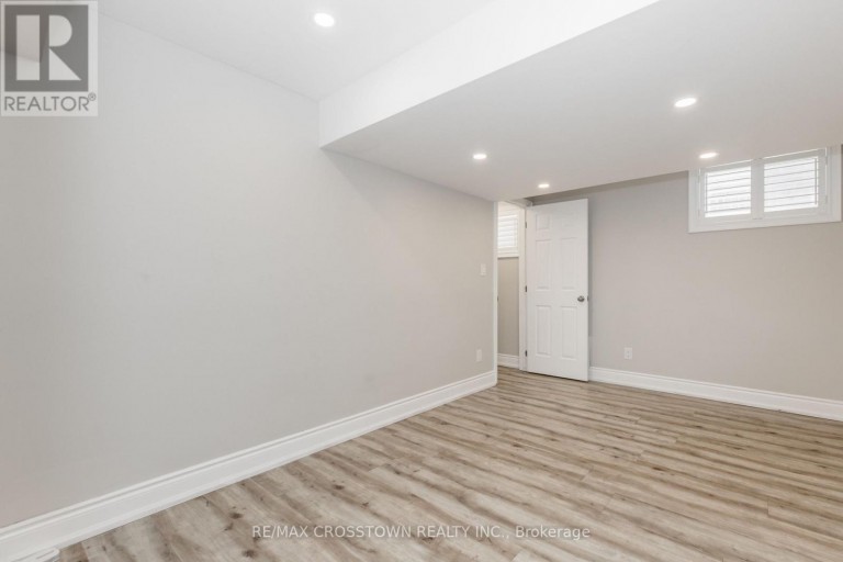 996 BOOTH AVENUE, Innisfil (Alcona), Ontario, L9S0A4