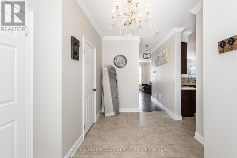 996 BOOTH AVENUE, Innisfil (Alcona), Ontario, L9S0A4
