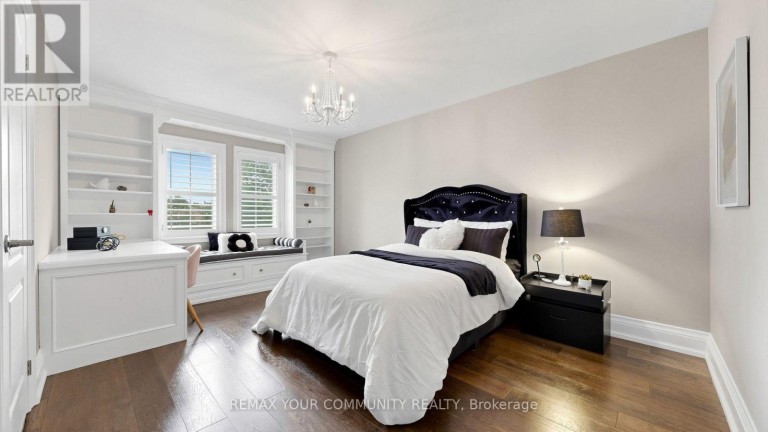 25 GUINEVERE COURT, Richmond Hill (Mill Pond), Ontario, L4C0P7