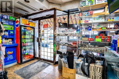 1180 ST. CLAIR AVENUE W Toronto (Corso Italia-Davenport) Ontario photo 2