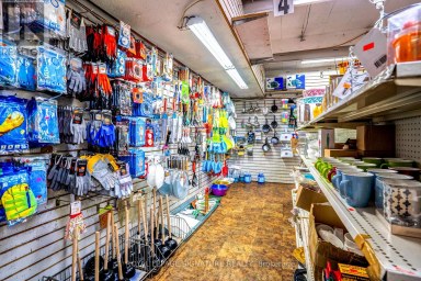 1180 ST. CLAIR AVENUE W Toronto (Corso Italia-Davenport) Ontario photo 8