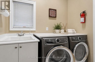 104 FENCEROW DRIVE Whitby (Rolling Acres) Ontario photo 14