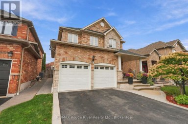 104 FENCEROW DRIVE Whitby (Rolling Acres) Ontario photo 2