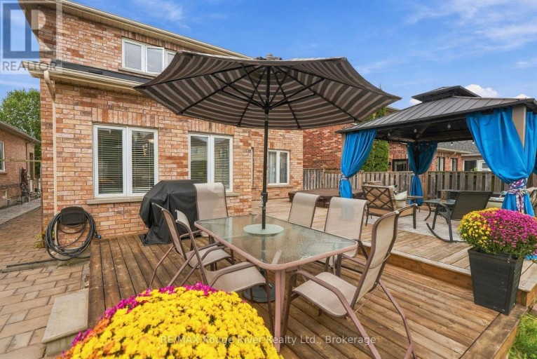 104 FENCEROW DRIVE, Whitby (Rolling Acres), Ontario, L1R3N2