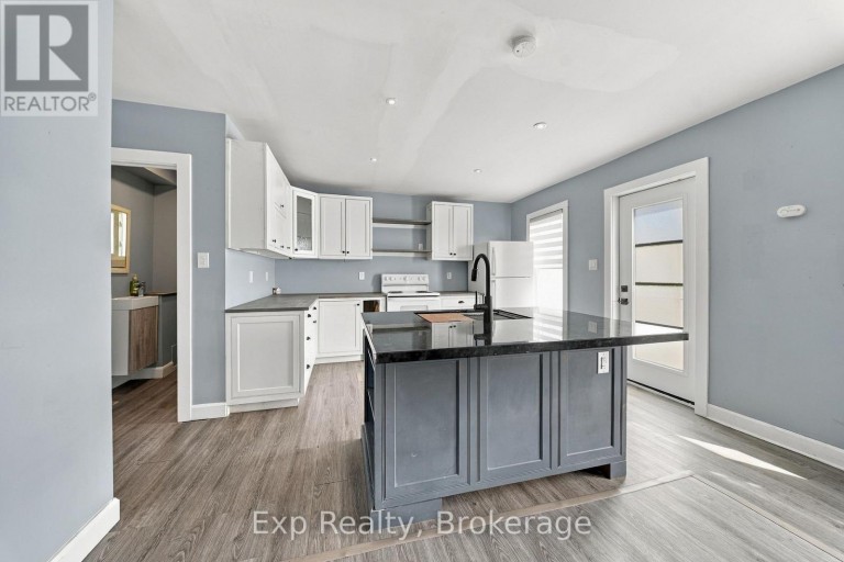 15 MADOC STREET, Marmora and Lake (Marmora Ward), Ontario, K0K2M0