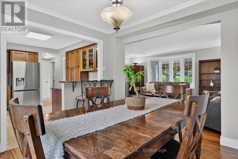 537 MONTCALM DRIVE, Peterborough (Northcrest Ward 5), Ontario, K9H6S9
