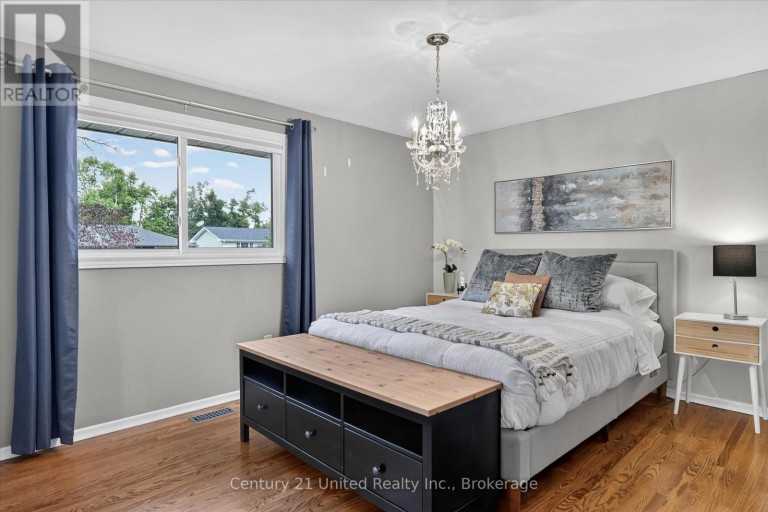 537 MONTCALM DRIVE, Peterborough (Northcrest Ward 5), Ontario, K9H6S9