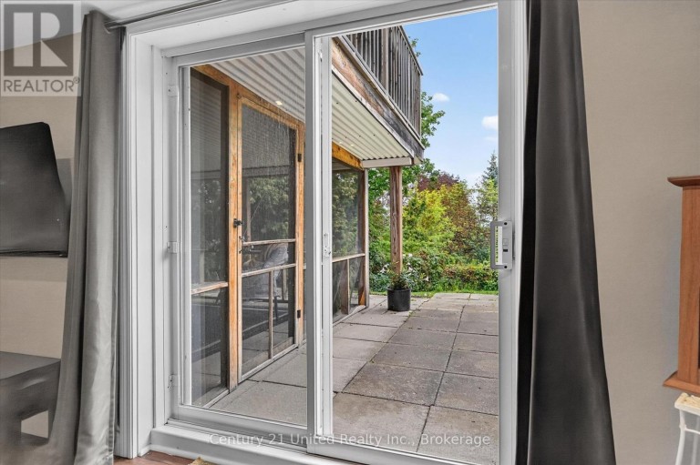 537 MONTCALM DRIVE, Peterborough (Northcrest Ward 5), Ontario, K9H6S9