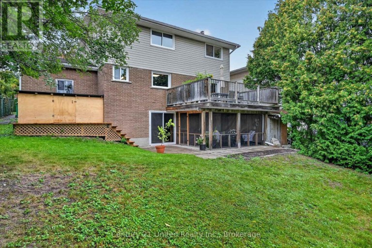 537 MONTCALM DRIVE, Peterborough (Northcrest Ward 5), Ontario, K9H6S9