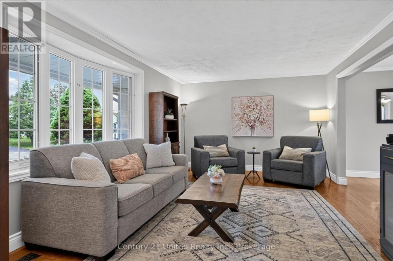 537 MONTCALM DRIVE, Peterborough (Northcrest Ward 5), Ontario, K9H6S9