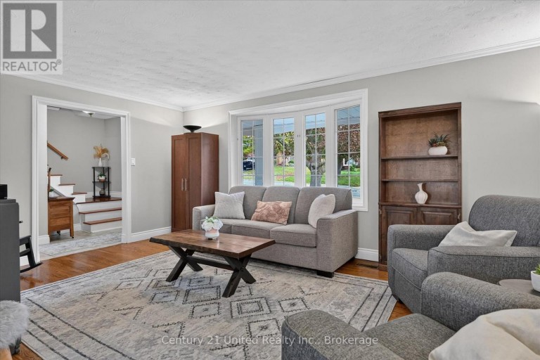 537 MONTCALM DRIVE, Peterborough (Northcrest Ward 5), Ontario, K9H6S9