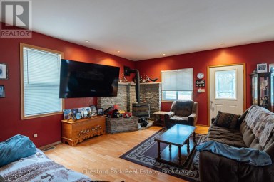 49 QUEEN STREET E South Bruce Peninsula Ontario photo 24