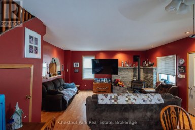 49 QUEEN STREET E South Bruce Peninsula Ontario photo 27
