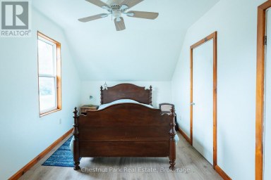 49 QUEEN STREET E South Bruce Peninsula Ontario photo 32