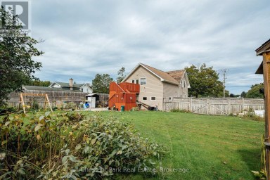 49 QUEEN STREET E South Bruce Peninsula Ontario photo 7